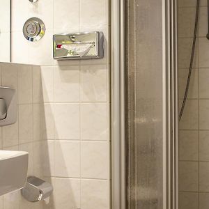 Comfort Zimmer mit Queensize-Bett